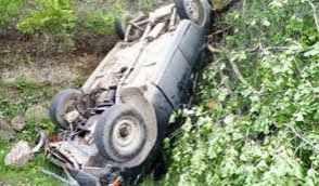 Ավտոմեքենան կորցրել է կառավարումը և գլորվել ձորը